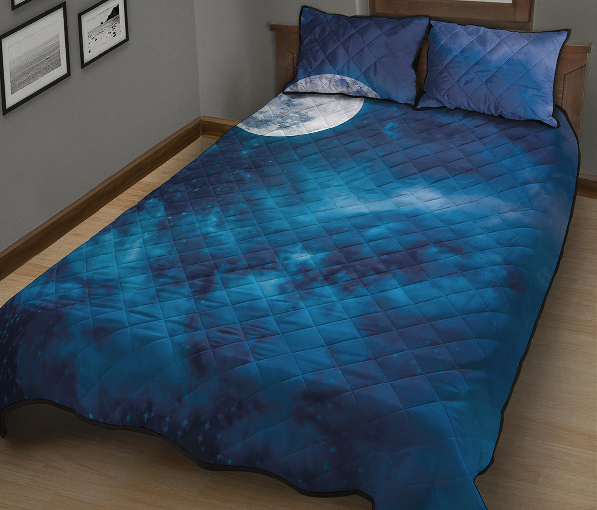 Night Sky And Moonlight Print Quilt Bed Set