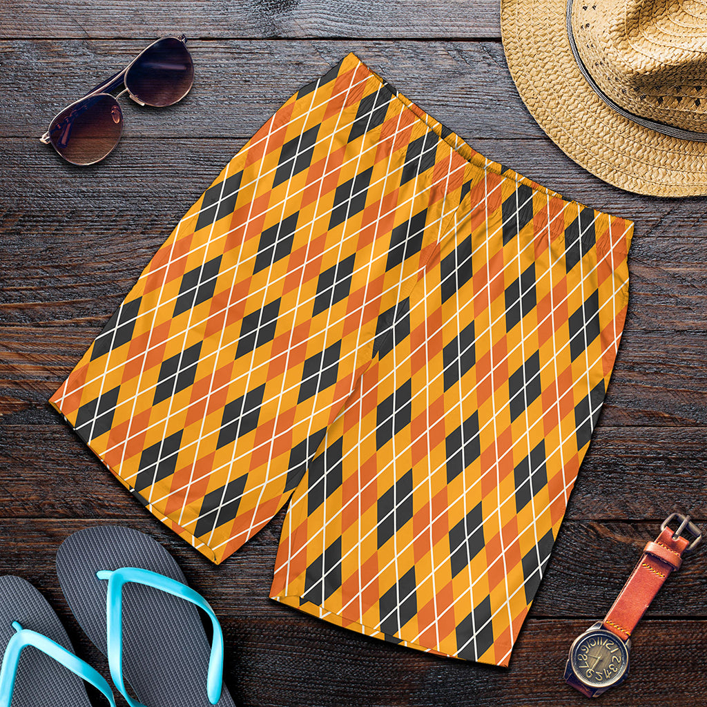 Orange Halloween Argyle Pattern Print Men's Shorts
