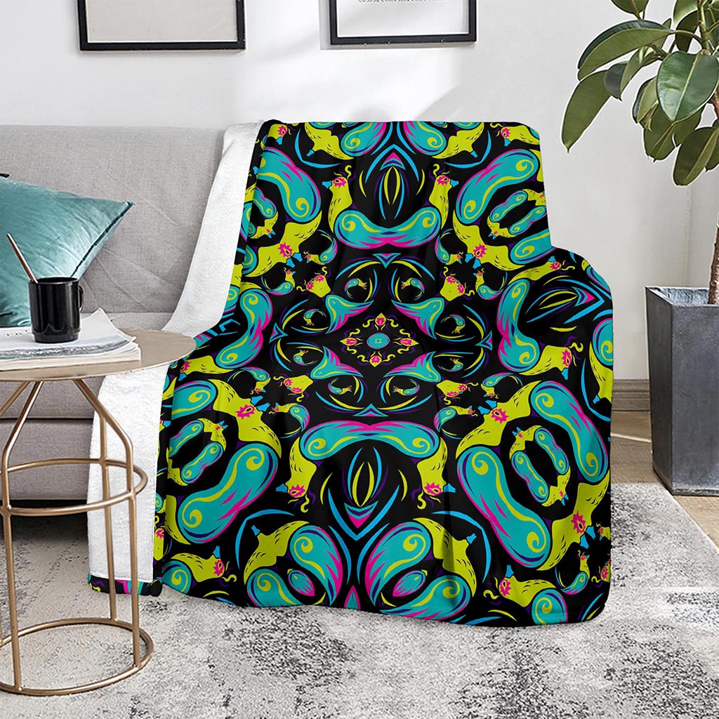 Ornament Psychedelic Trippy Print Blanket