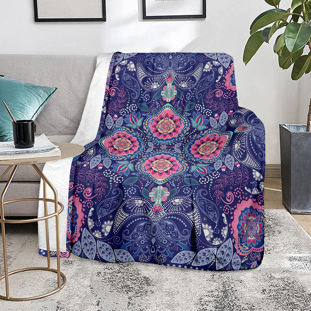 Ornamental Paisley Mandala Print Blanket