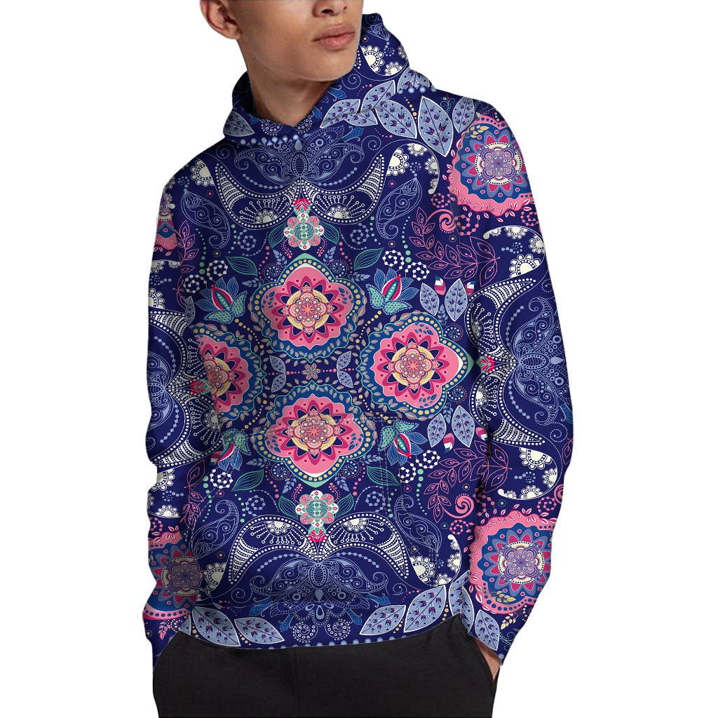 Ornamental Paisley Mandala Print Pullover Hoodie