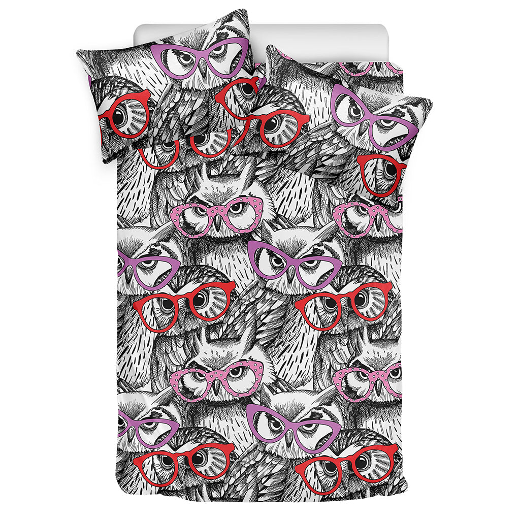 Owl With Glasses Pattern Print Duvet Cover Bedding Set