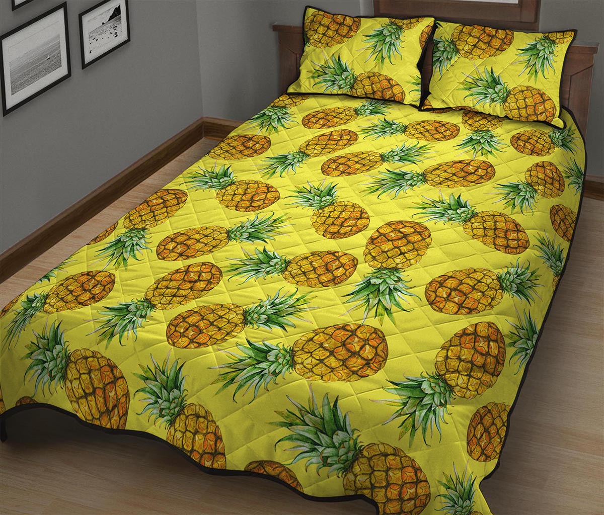 Pastel Yellow Pineapple Pattern Print Quilt Bed Set