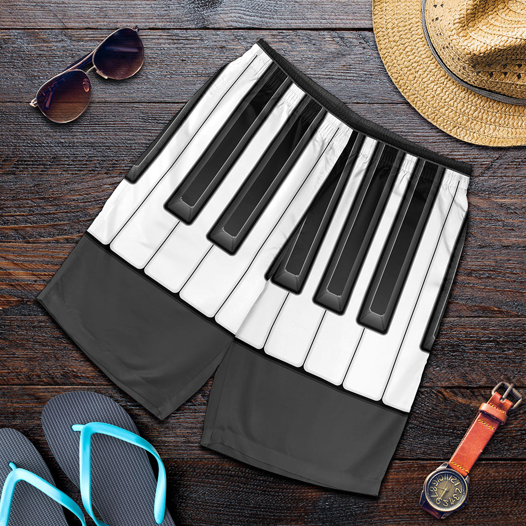 Piano Keyboard Print Men's Shorts