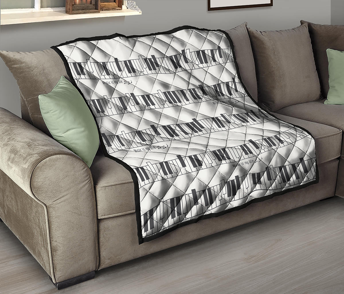 Piano Pattern Print Quilt