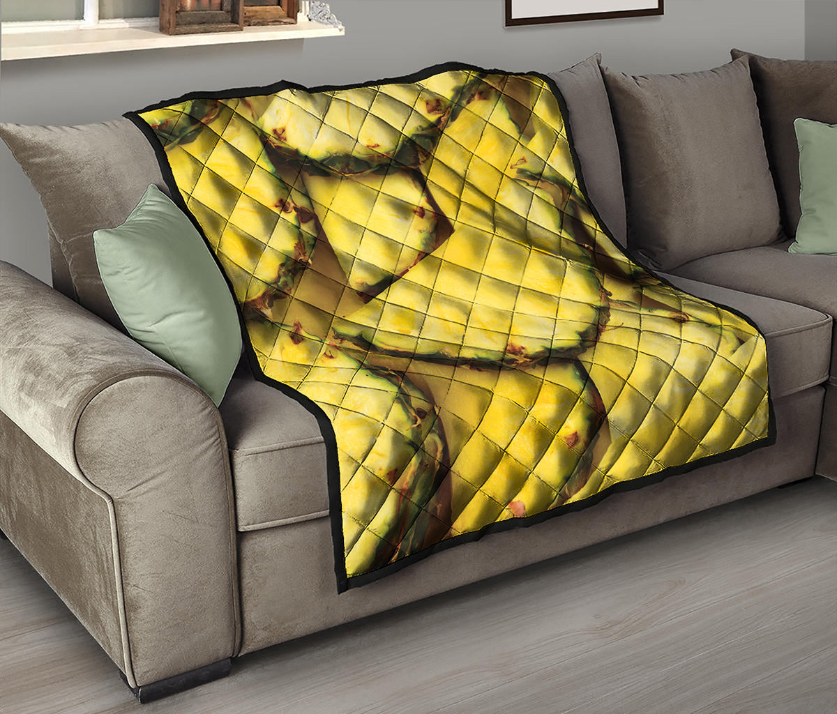Pineapple Slices Print Quilt