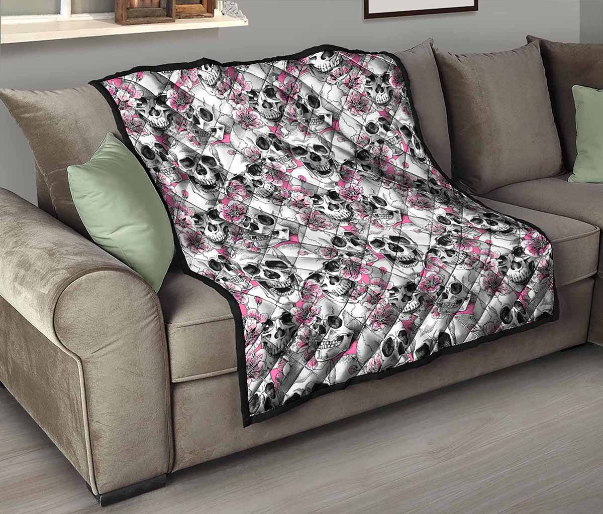 Pink Flowers Skull Pattern Print Quilt
