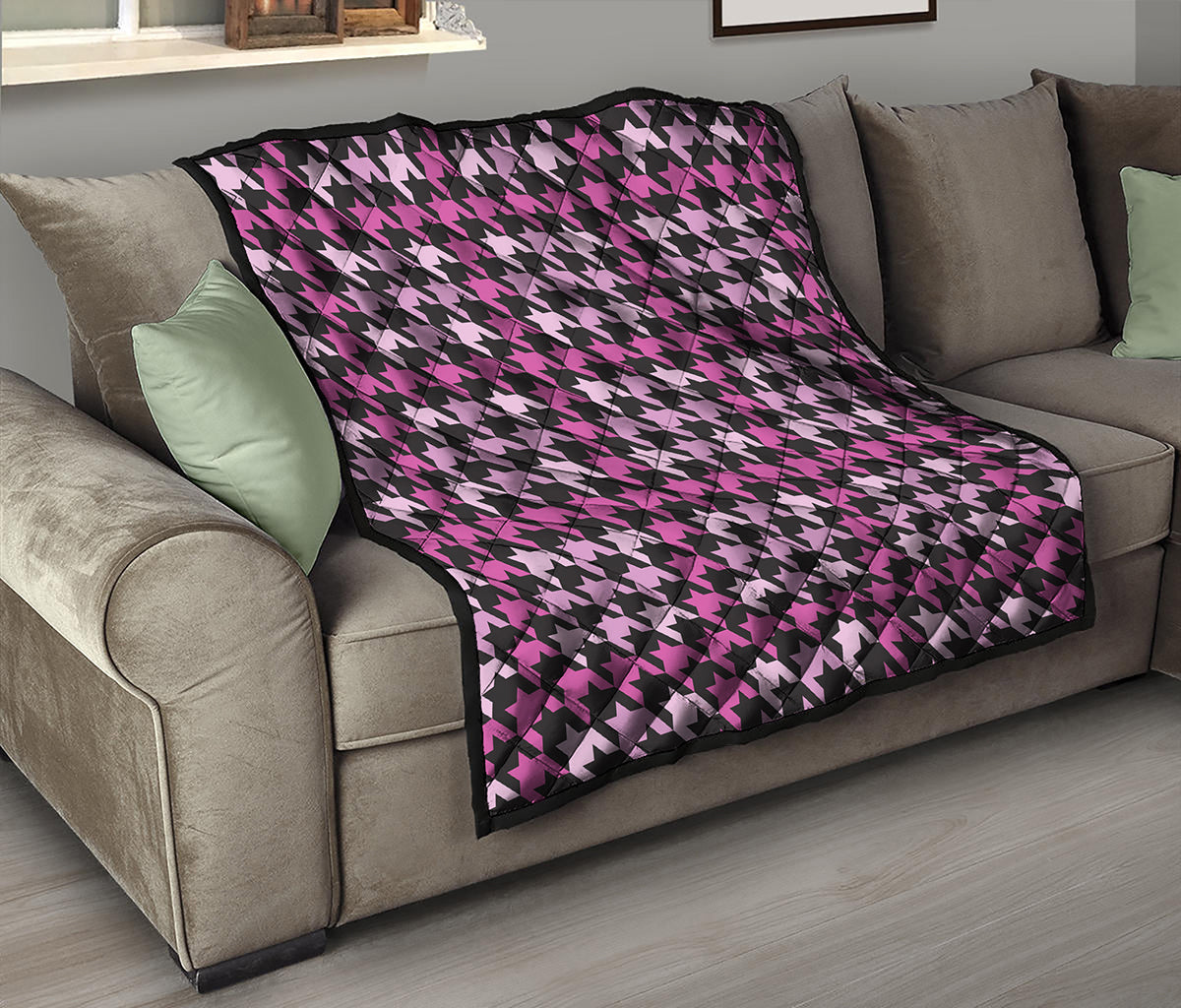 Pink Houndstooth Pattern Print Quilt