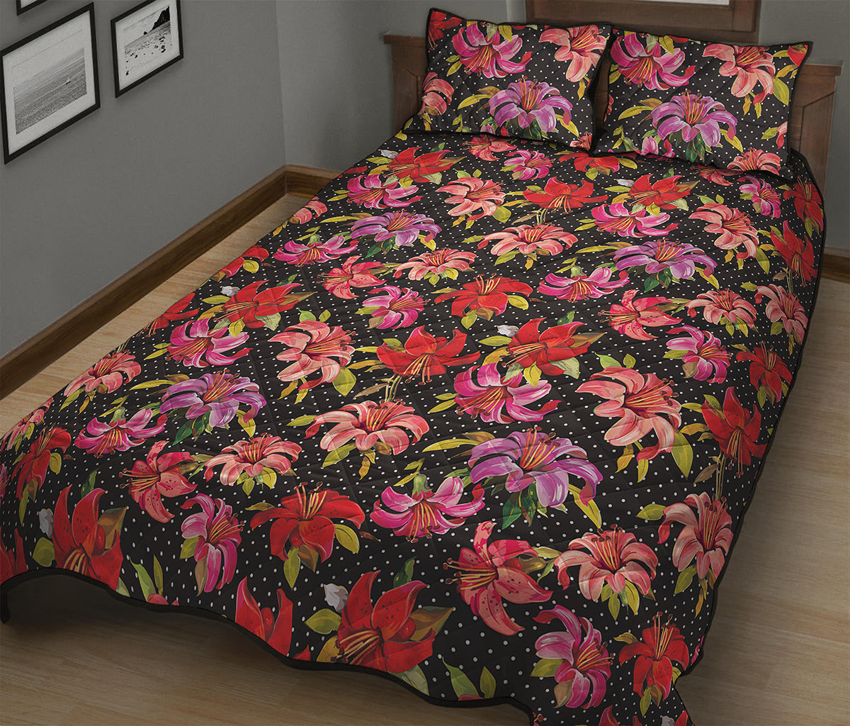 Polka Dot Lily Pattern Print Quilt Bed Set