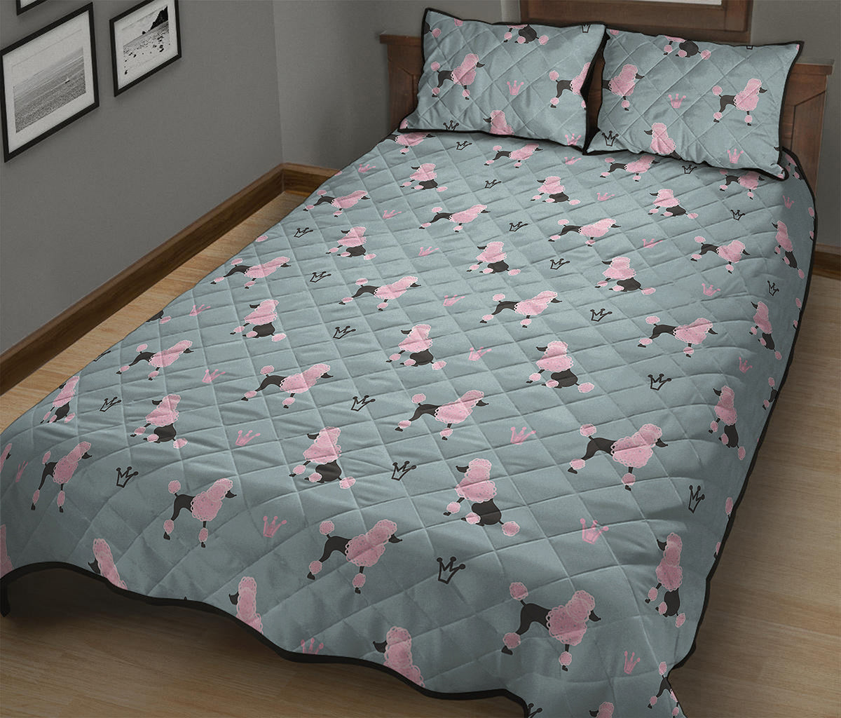 Poodle And Crown Pattern Print Quilt Bed Set