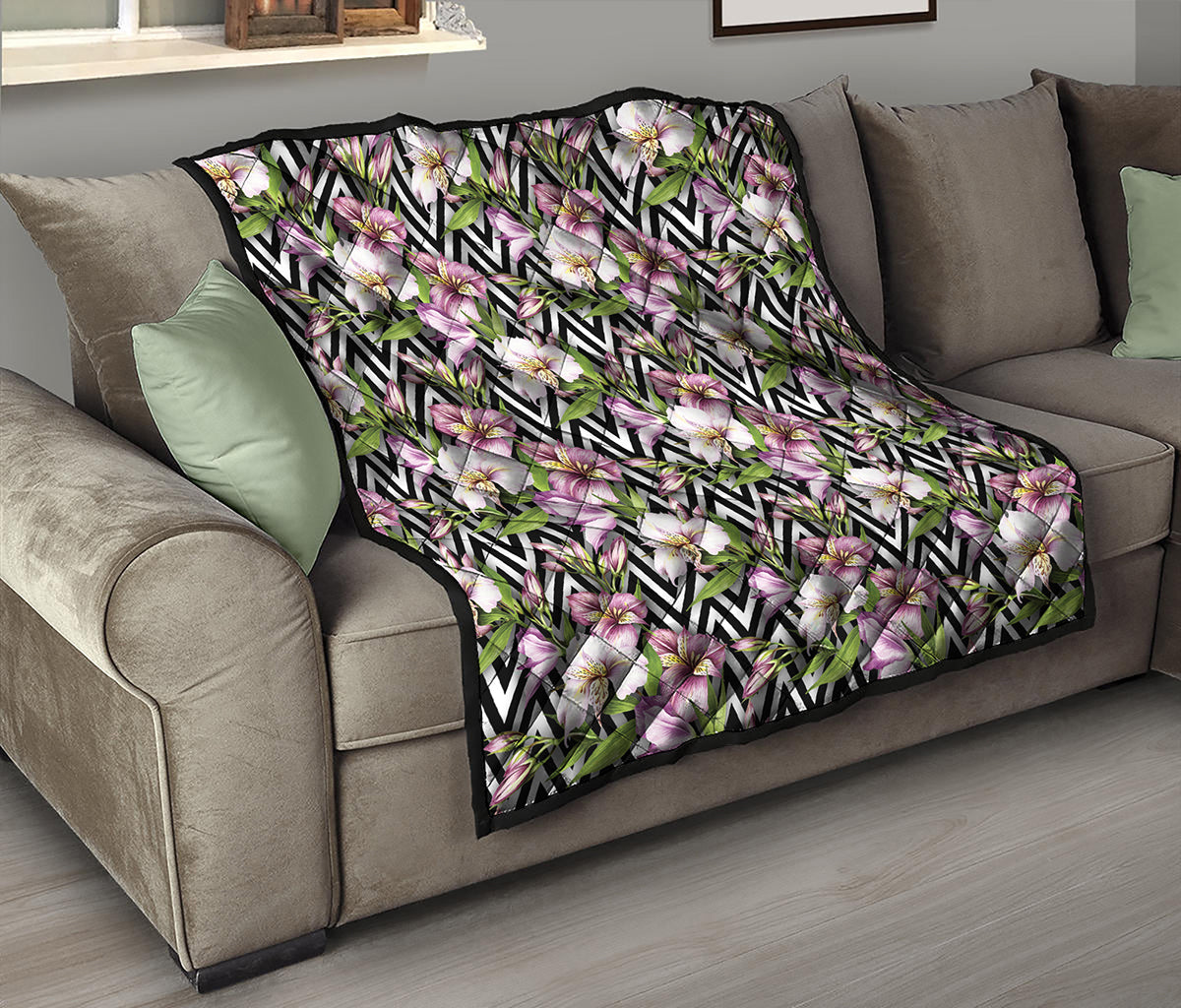 Purple Alstroemeria Zigzag Pattern Print Quilt