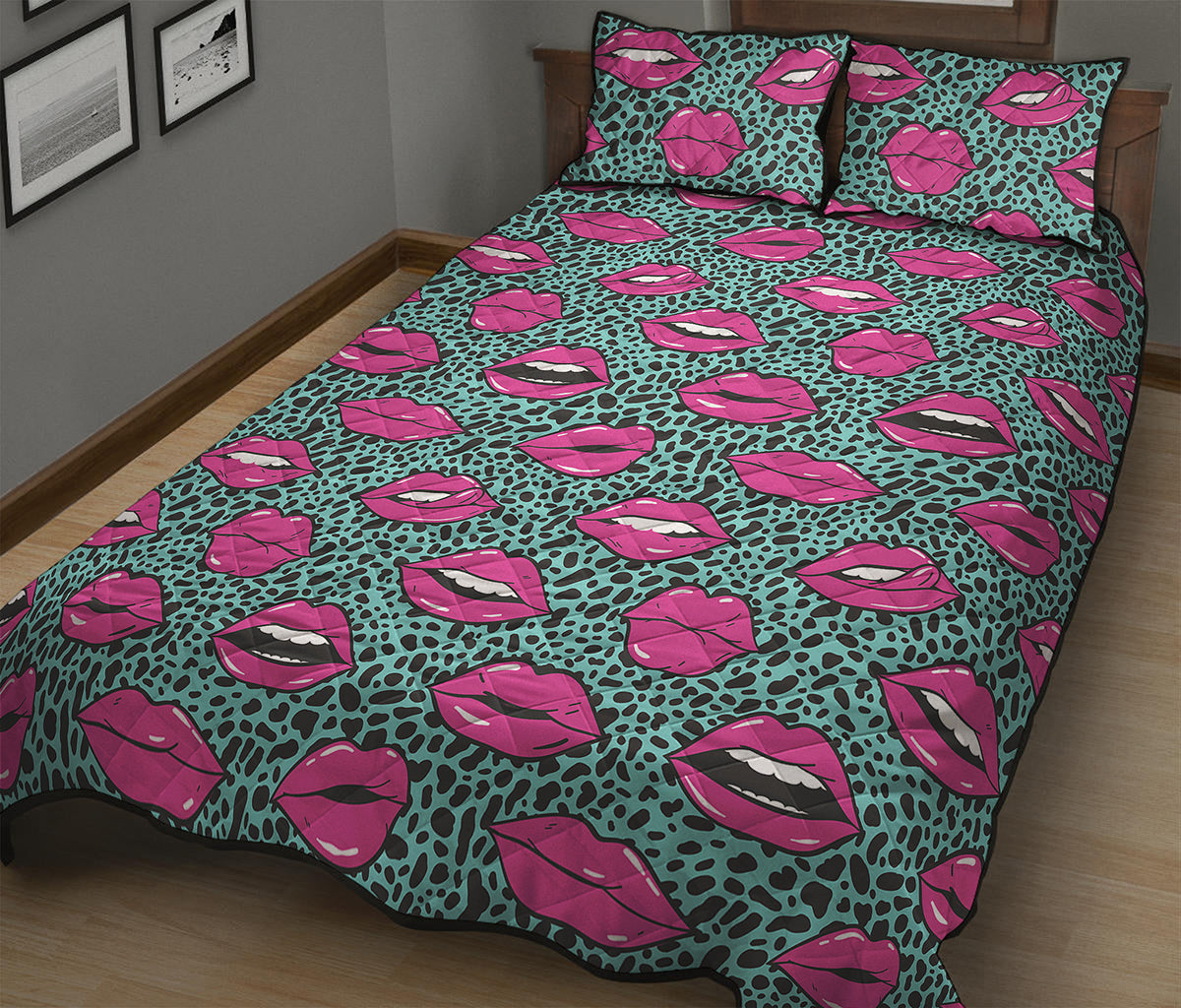 Purple Lips Pattern Print Quilt Bed Set