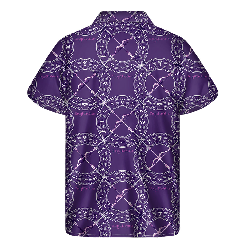 Purple Sagittarius Zodiac Pattern Print Men's Short Sleeve Shirt