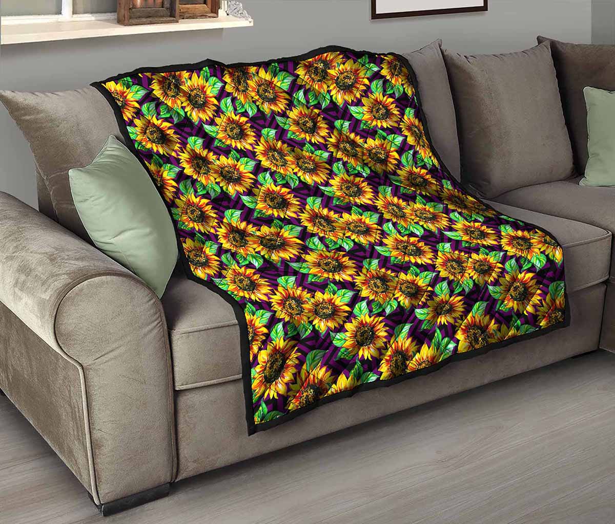 Purple Trippy Sunflower Pattern Print Quilt