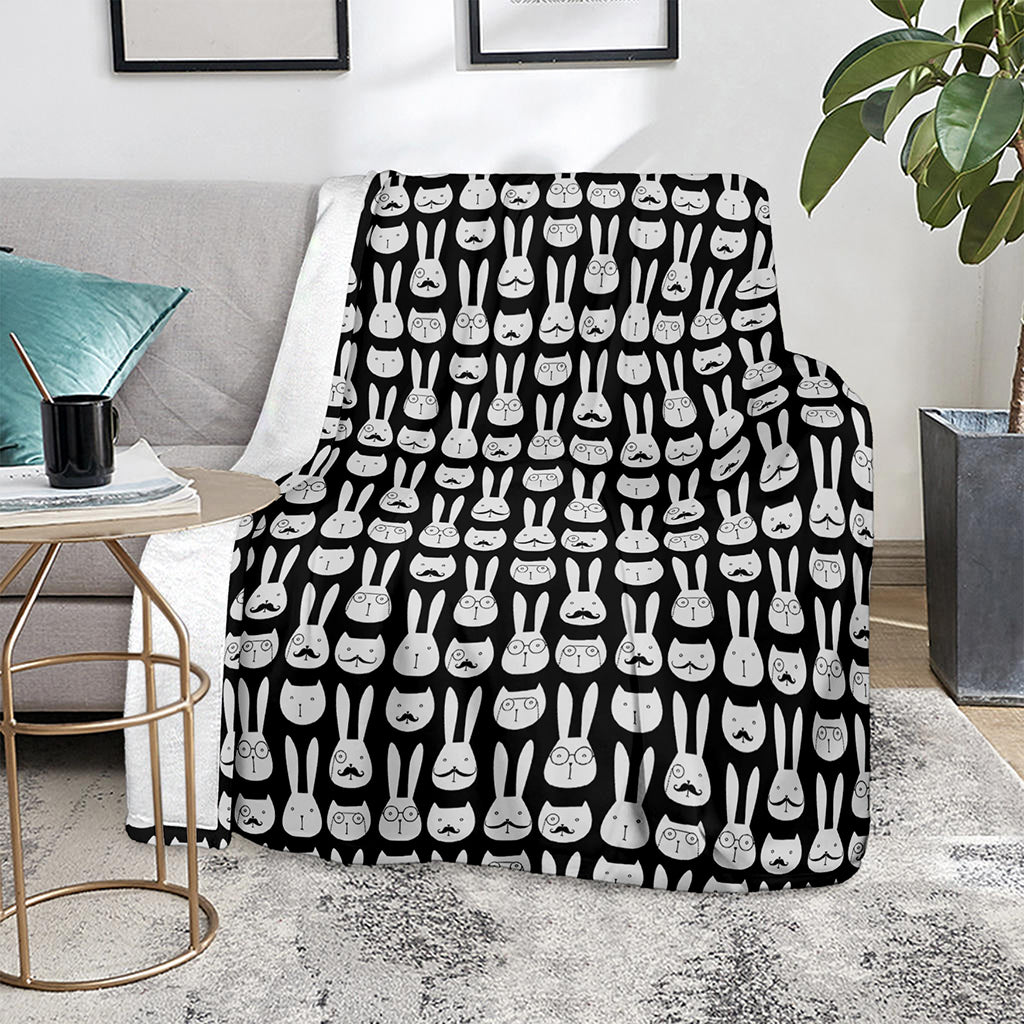 Rabbit And Cat Pattern Print Blanket