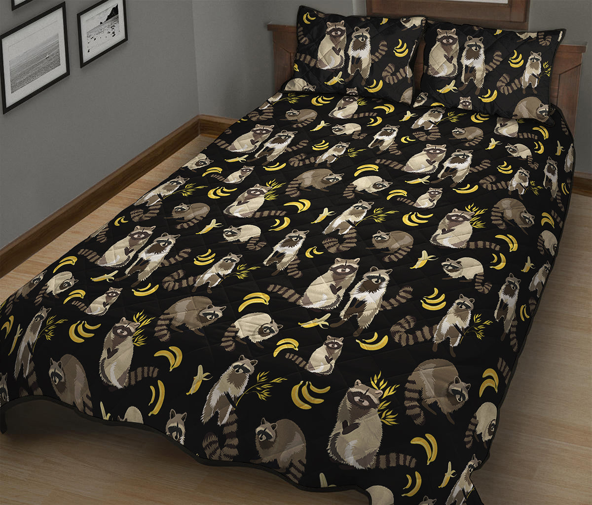 Raccoon And Banana Pattern Print Quilt Bed Set
