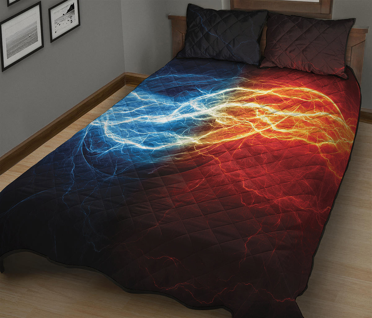 Red And Blue Lightning Print Quilt Bed Set