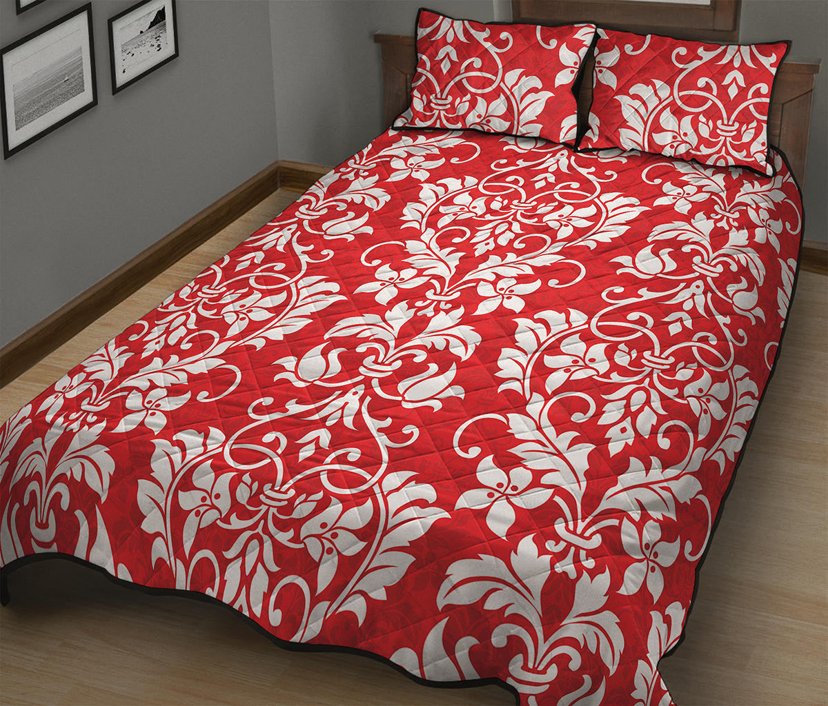 Red And White Damask Pattern Print Quilt Bed Set