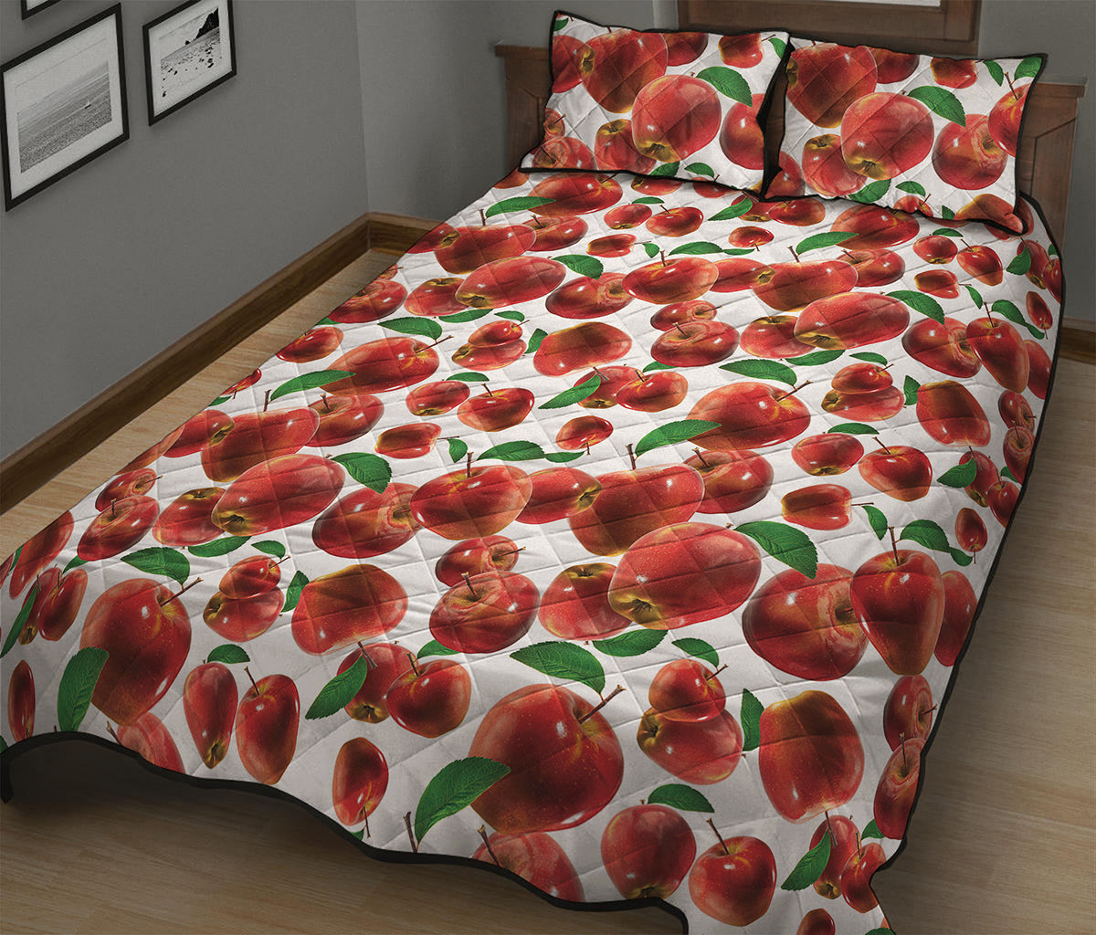 Red Apple Pattern Print Quilt Bed Set