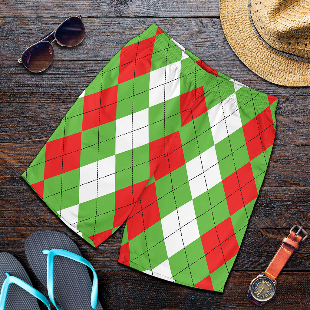 Red Green And White Argyle Pattern Print Men's Shorts