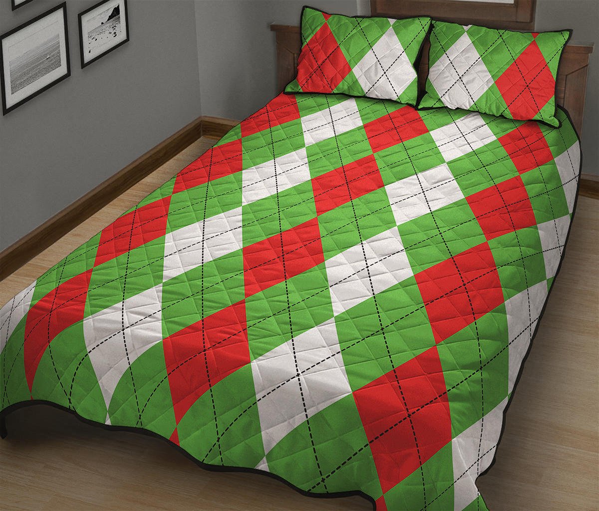 Red Green And White Argyle Pattern Print Quilt Bed Set