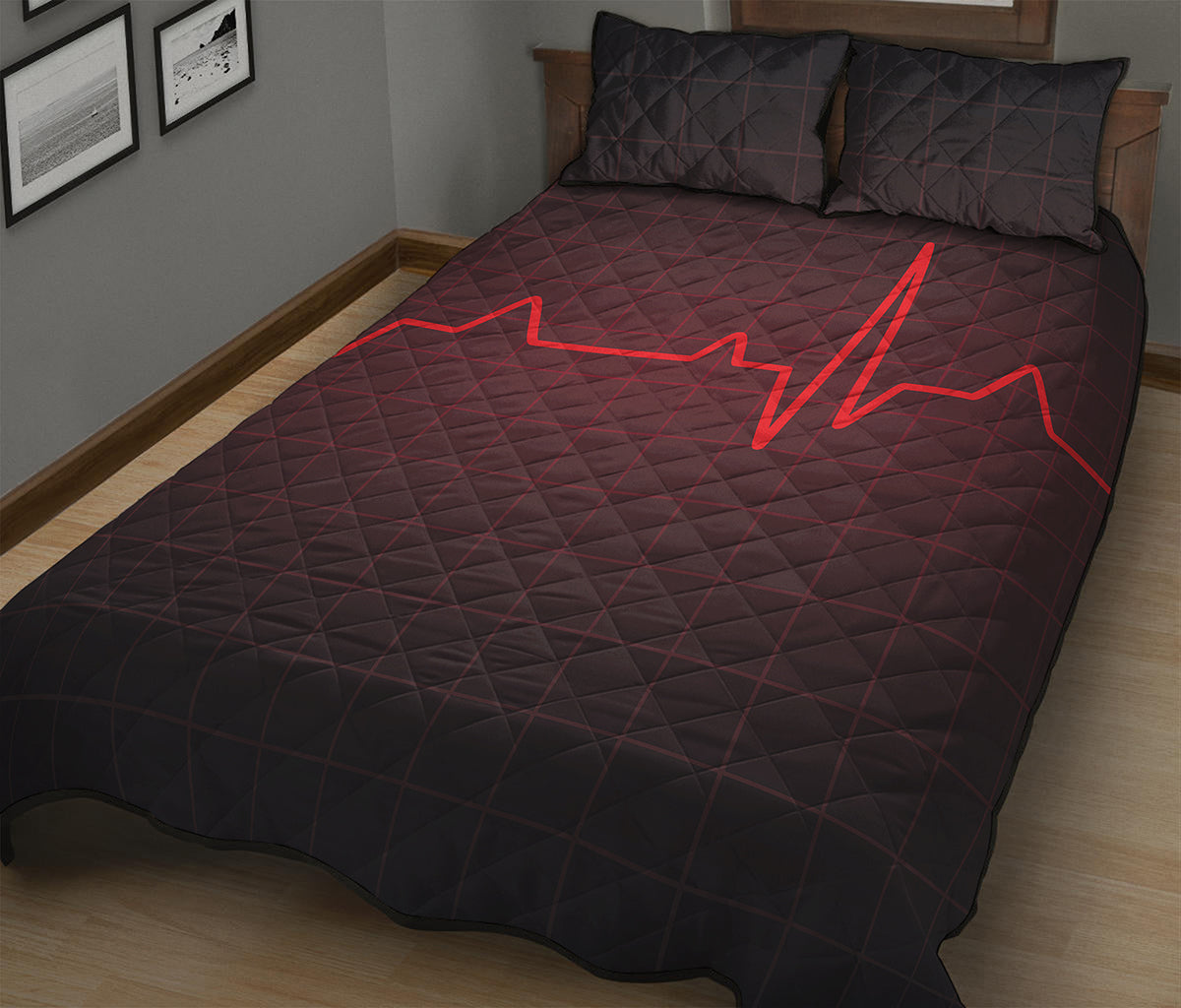 Red Heartbeat Print Quilt Bed Set