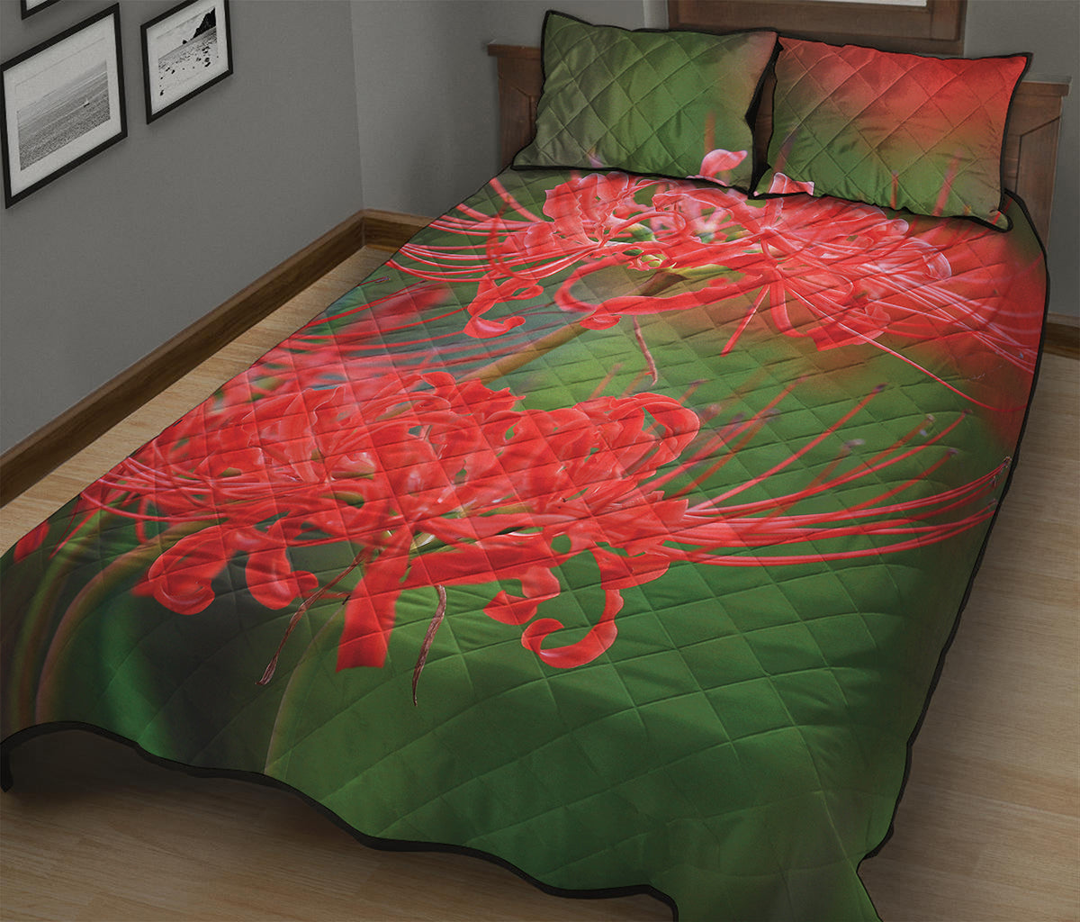 Red Japanese Amaryllis Print Quilt Bed Set