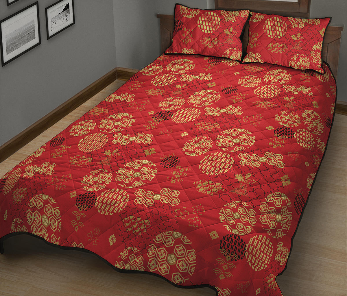 Red Japanese Pattern Print Quilt Bed Set