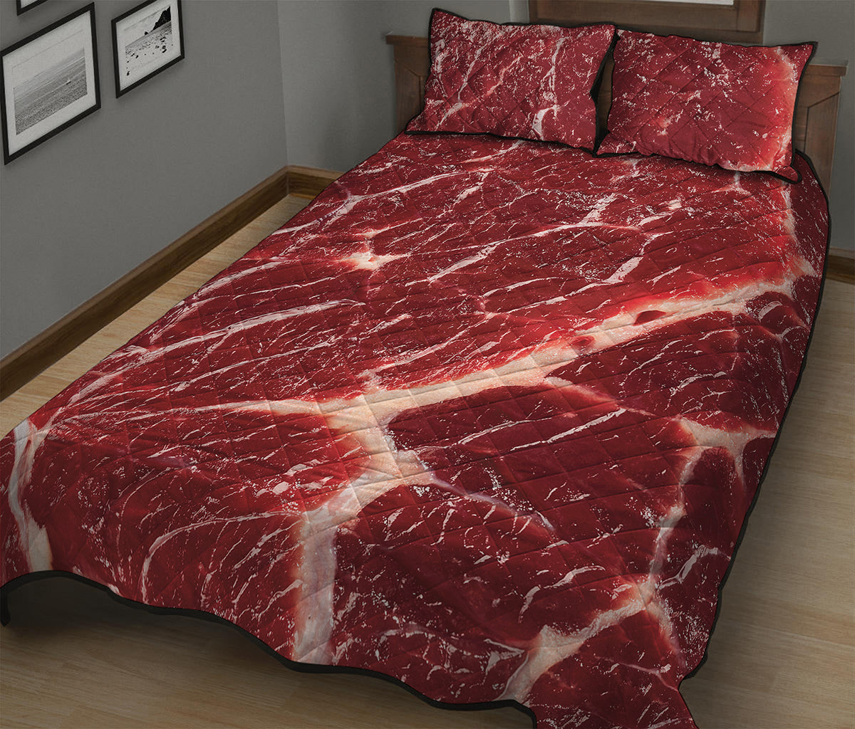 Red Meat Print Quilt Bed Set