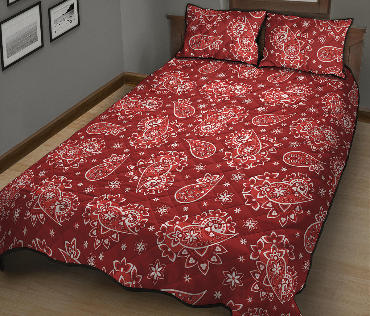 Red Paisley Pattern Print Quilt Bed Set