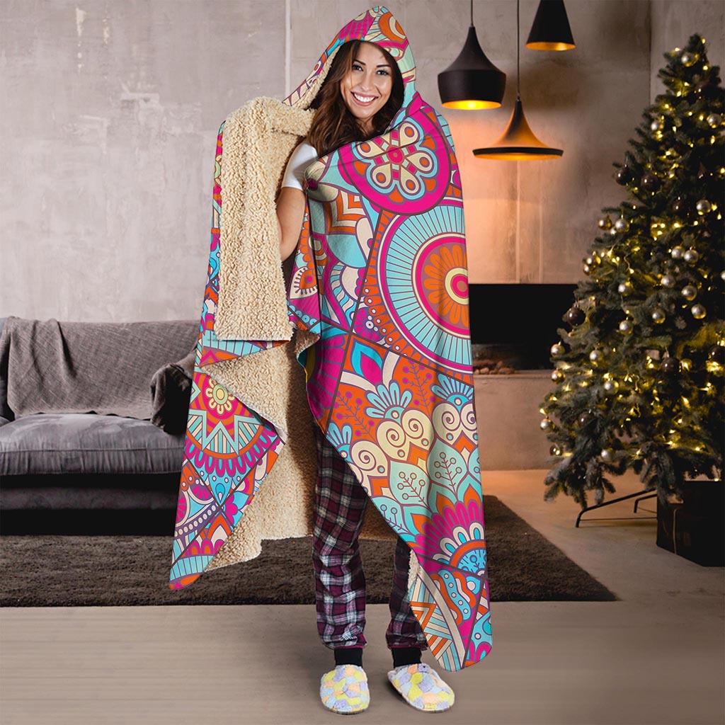 Retro Bohemian Mandala Pattern Print Hooded Blanket
