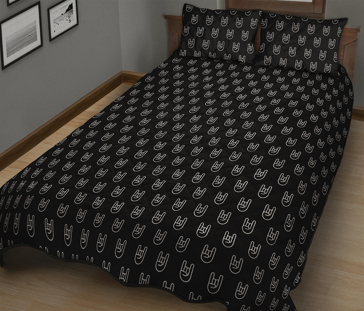 Rock And Roll Hand Symbol Pattern Print Quilt Bed Set