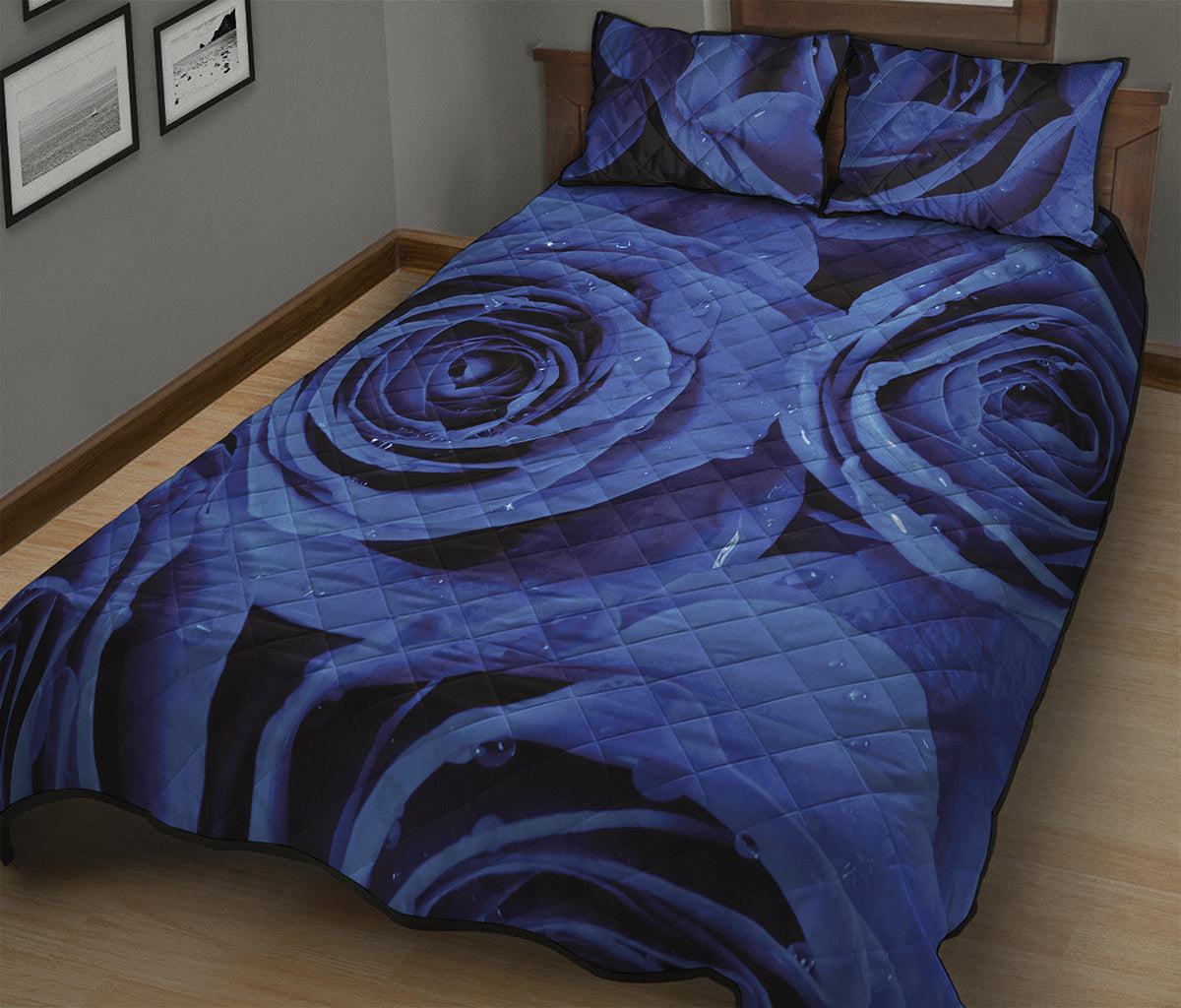 Royal Blue Rose Print Quilt Bed Set