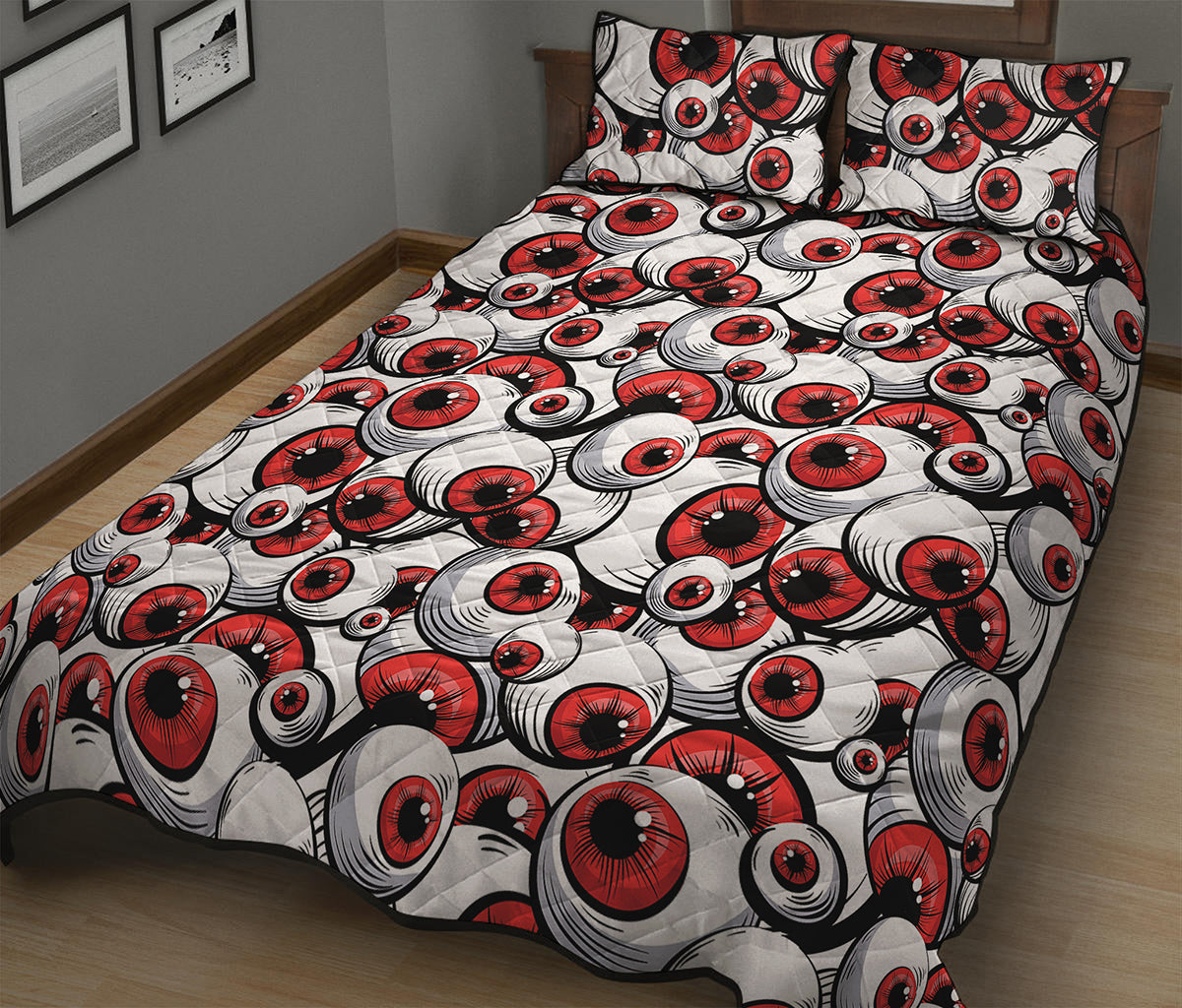 Scary Red Eyeball Pattern Print Quilt Bed Set