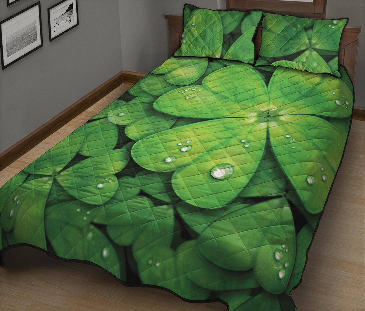 Shamrock Clover St. Patrick's Day Print Quilt Bed Set