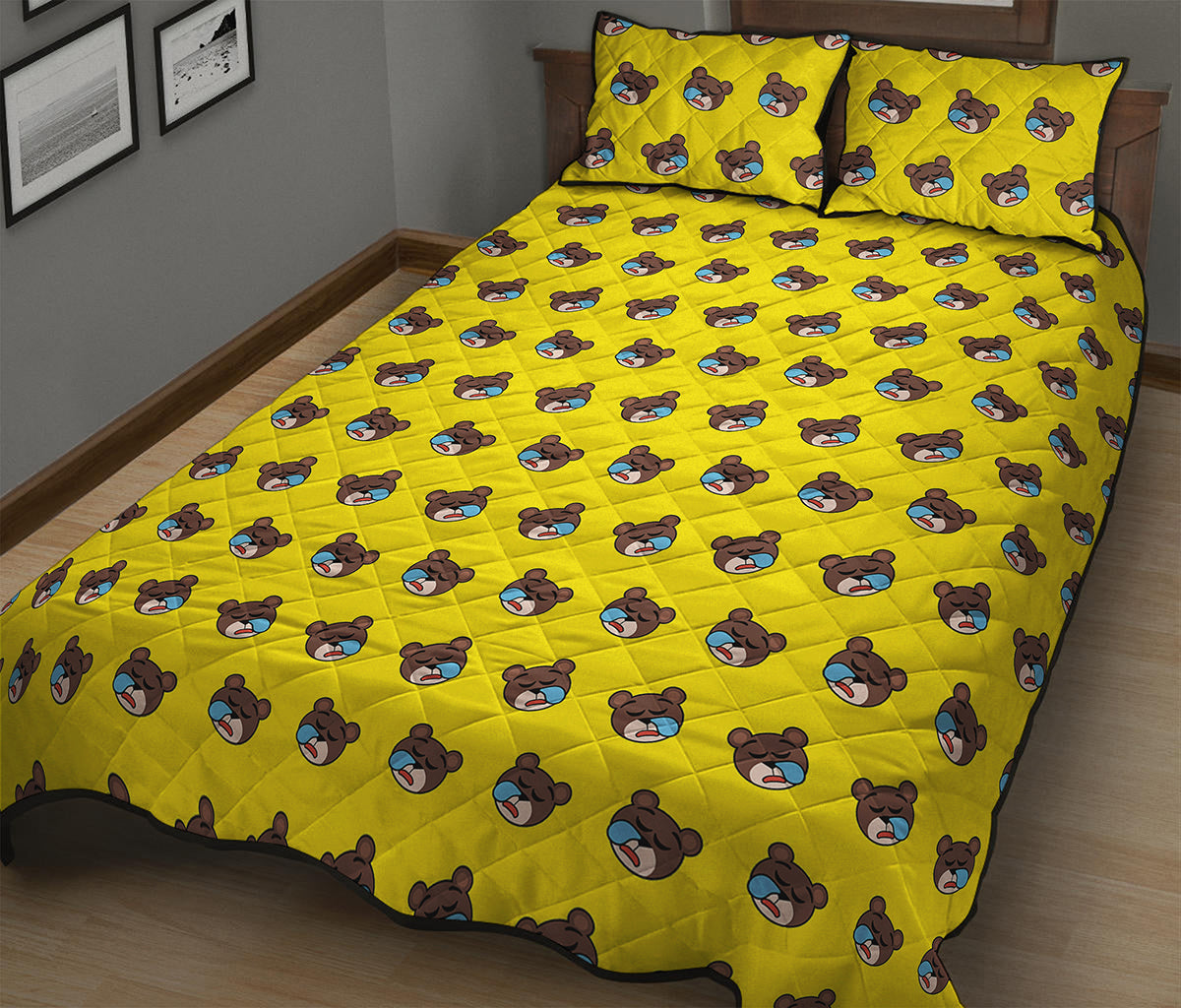 Sleeping Bear Emoji Pattern Print Quilt Bed Set