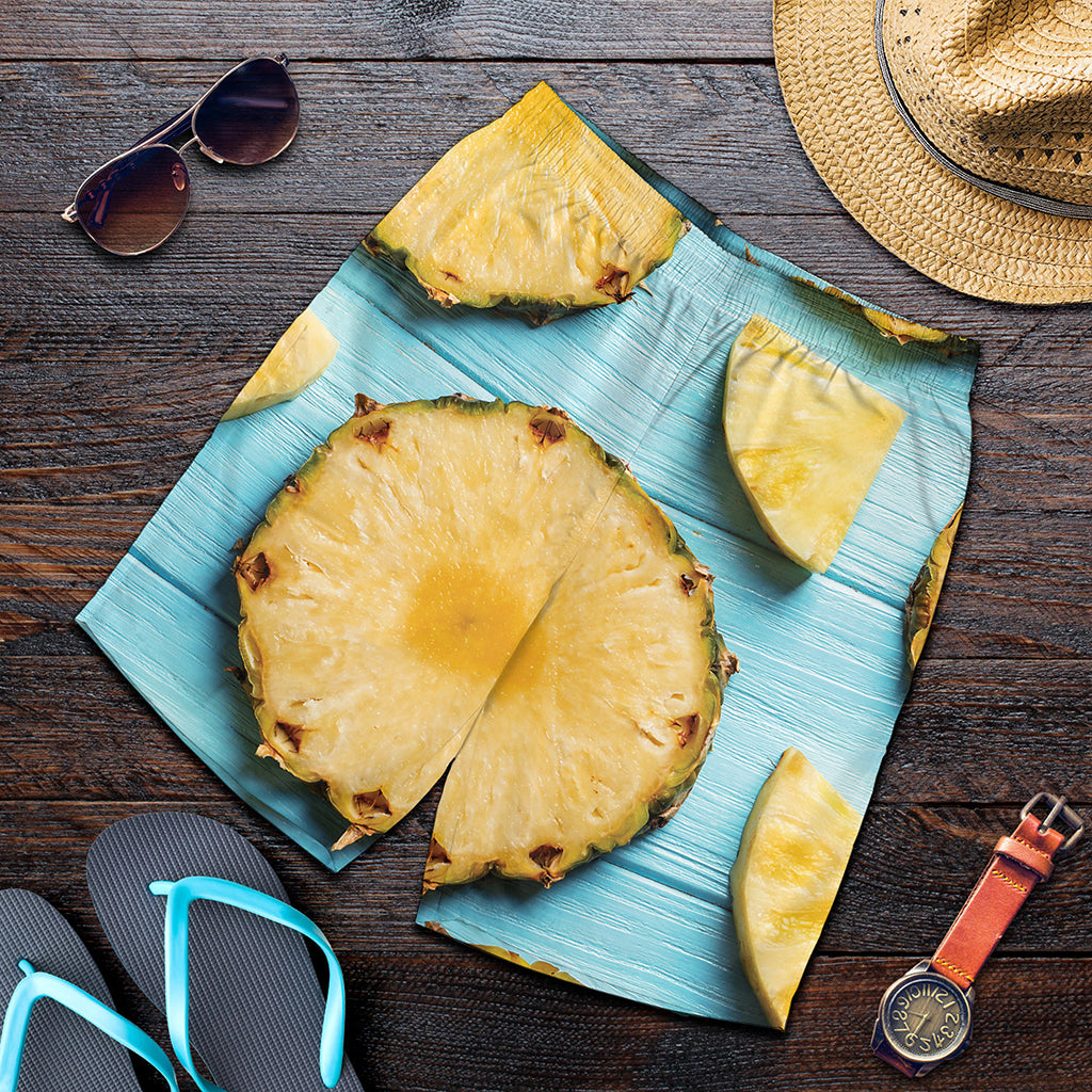 Sliced Pineapple Print Men's Shorts