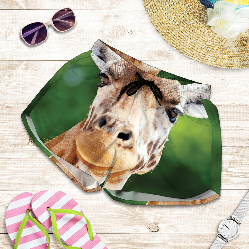 Smiley Face Giraffe Print Women's Shorts