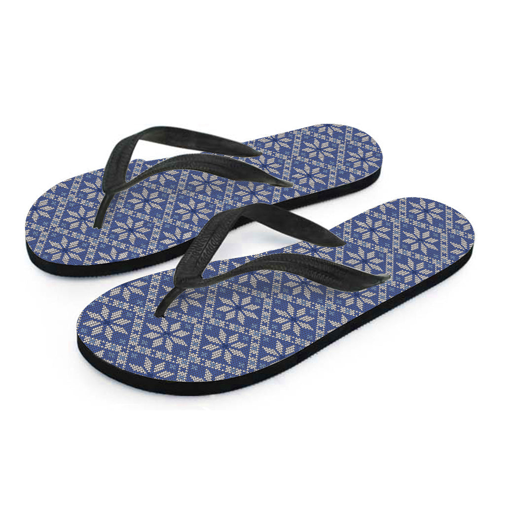 Snowflakes Knitted Pattern Print Flip Flops