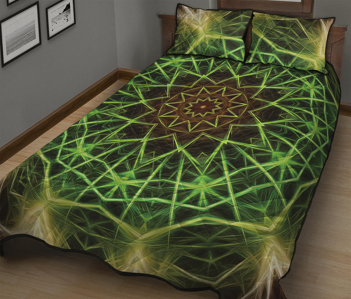 Sparkle Kaleidoscope Print Quilt Bed Set