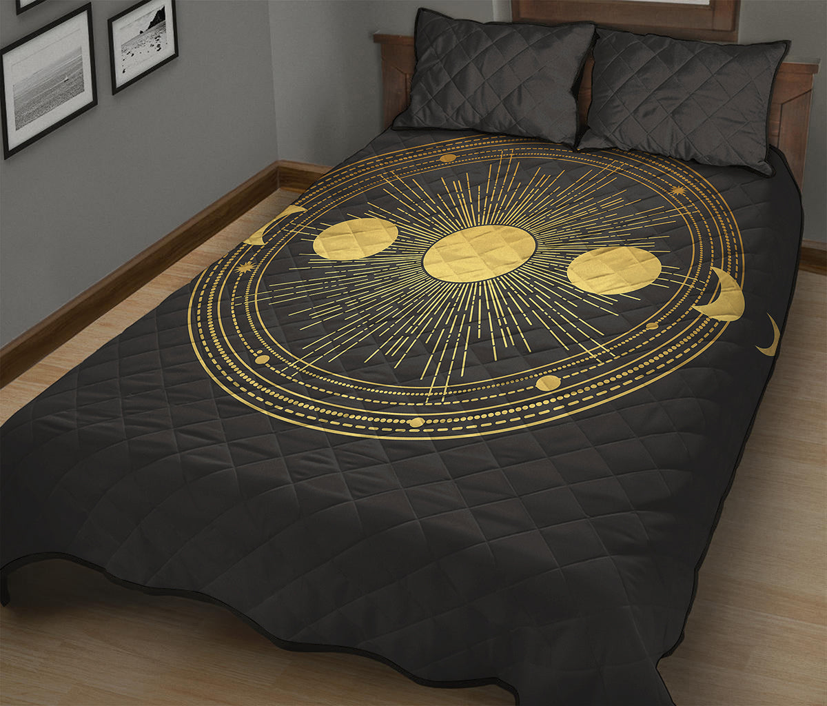 Sun And Moon Phase Print Quilt Bed Set