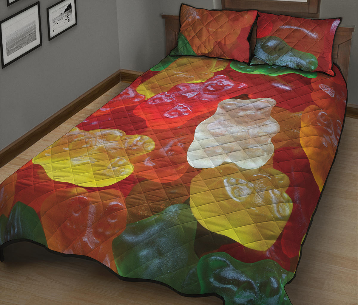 Sweet Gummy Bear Print Quilt Bed Set