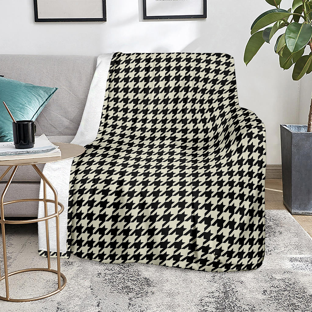 Tan And Black Houndstooth Pattern Print Blanket