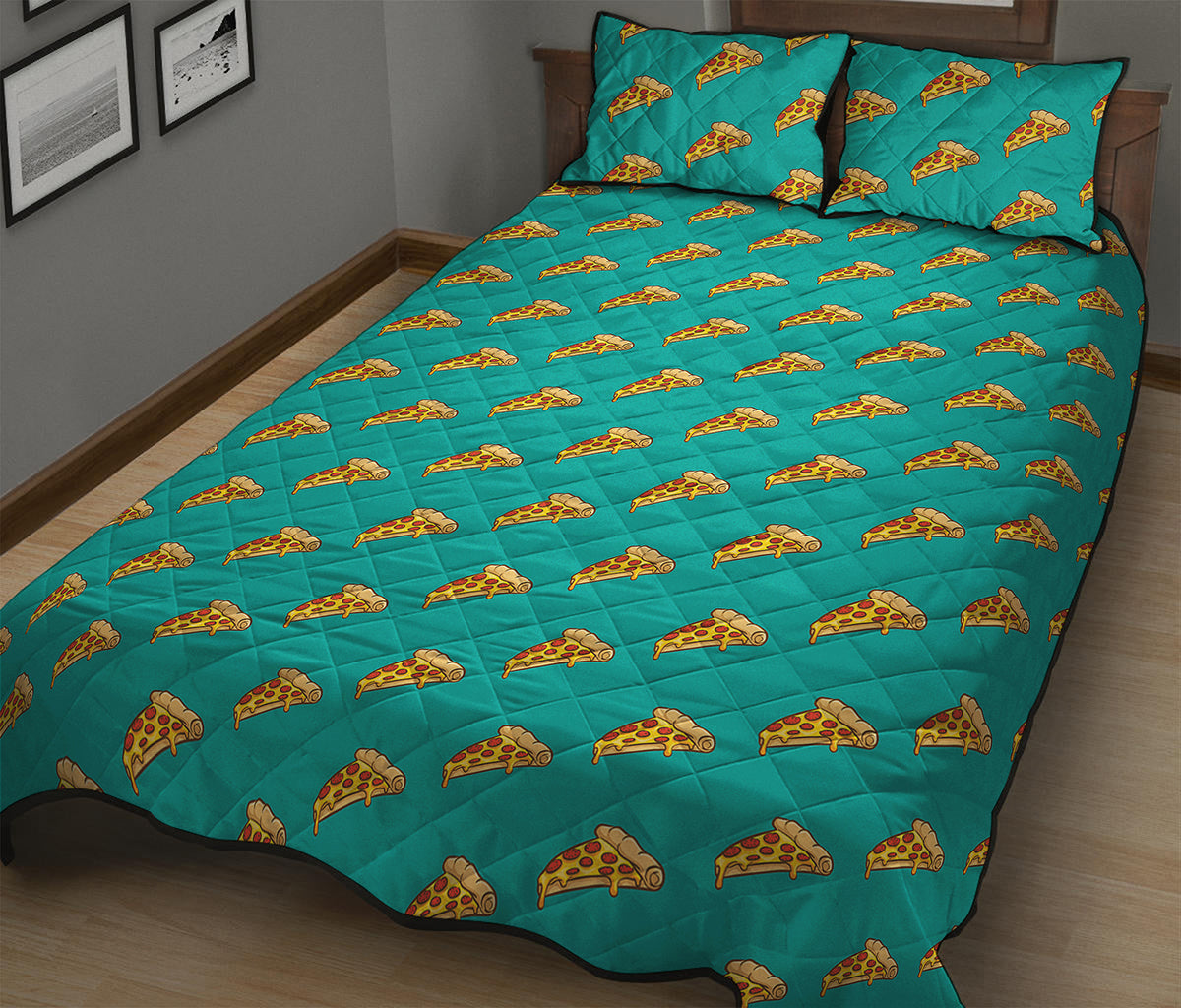 Teal Pizza Pattern Print Quilt Bed Set