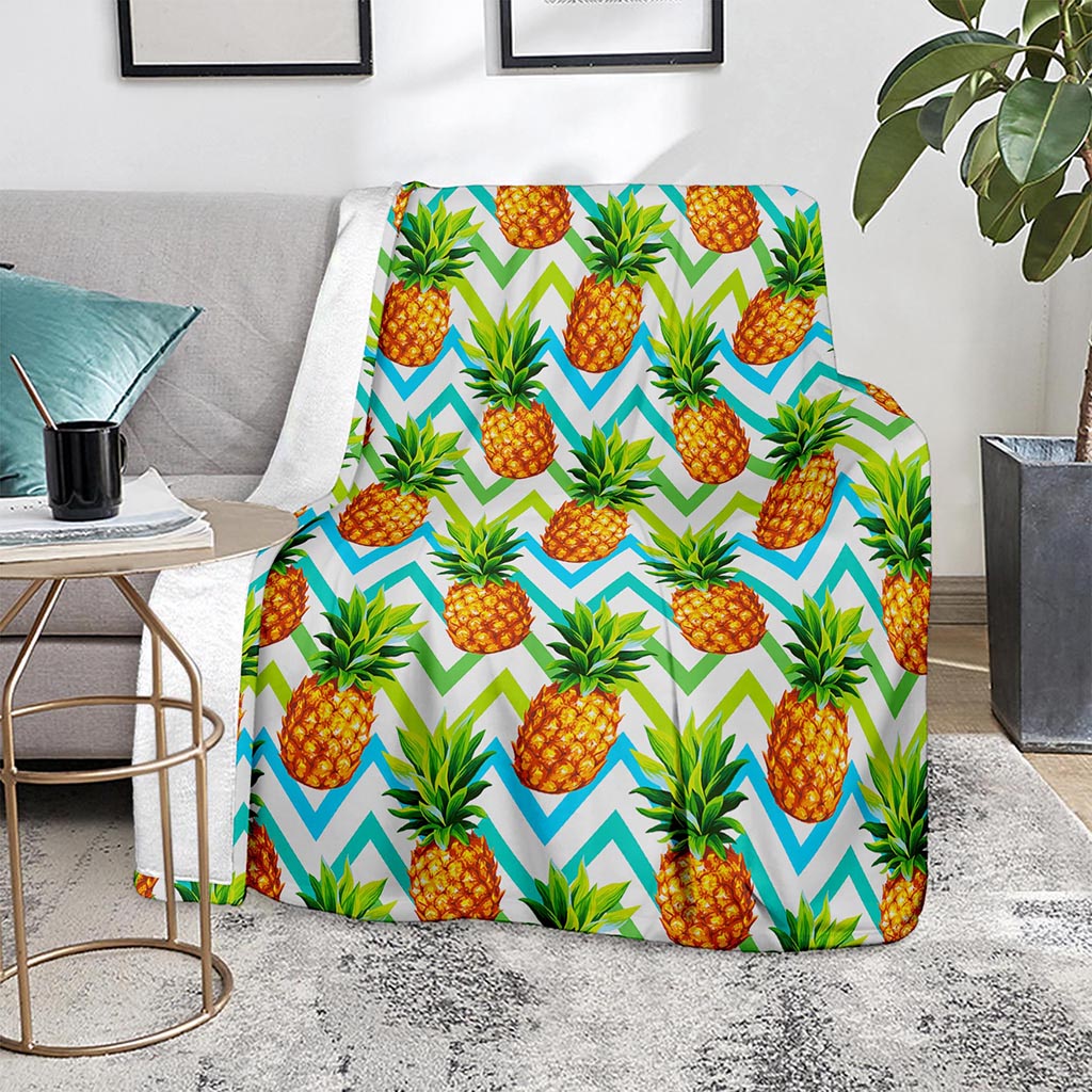 Teal Zig Zag Pineapple Pattern Print Blanket