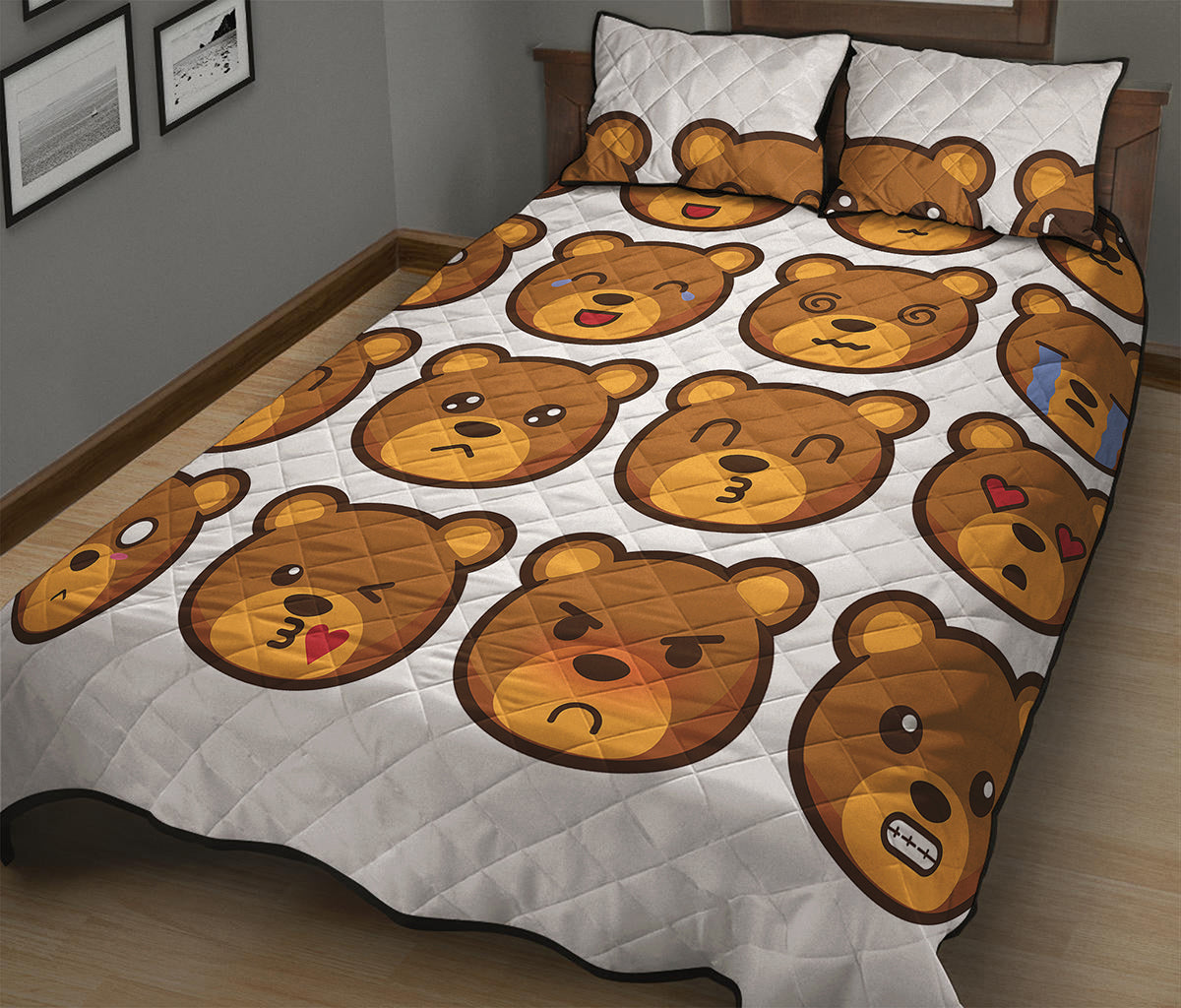 Teddy Bear Emoji Print Quilt Bed Set