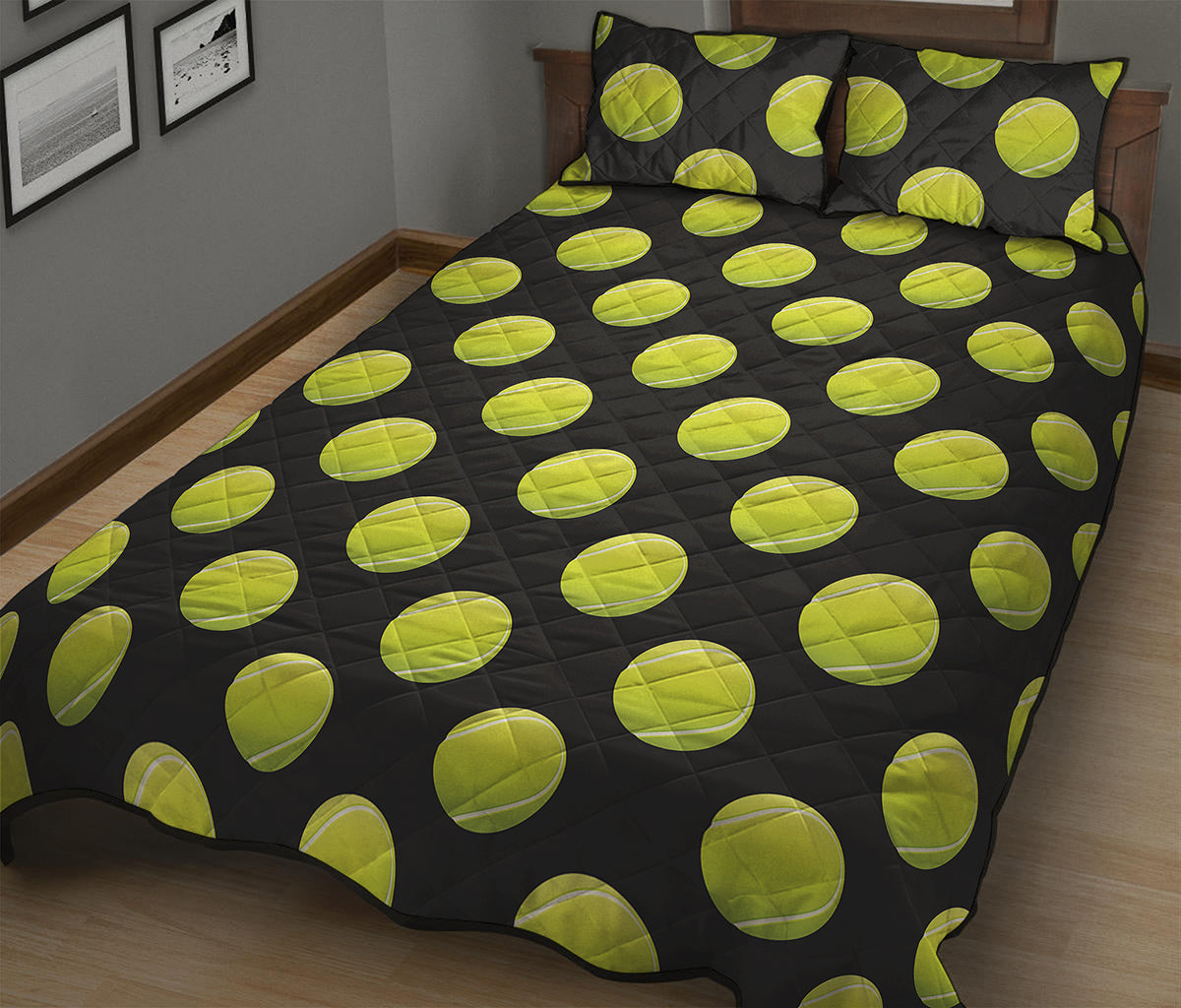 Tennis Balls Pattern Print Quilt Bed Set