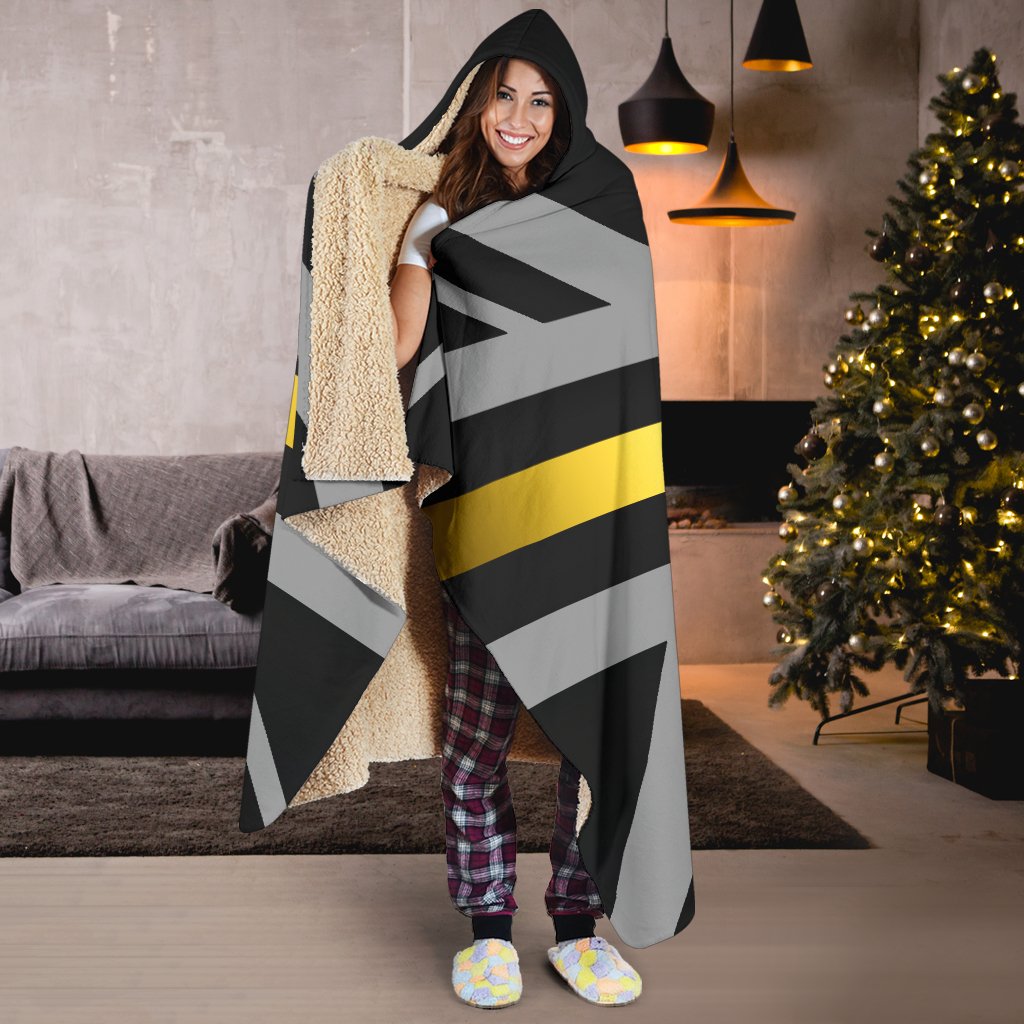 Thin Gold Line Union Jack Hooded Blanket GearFrost