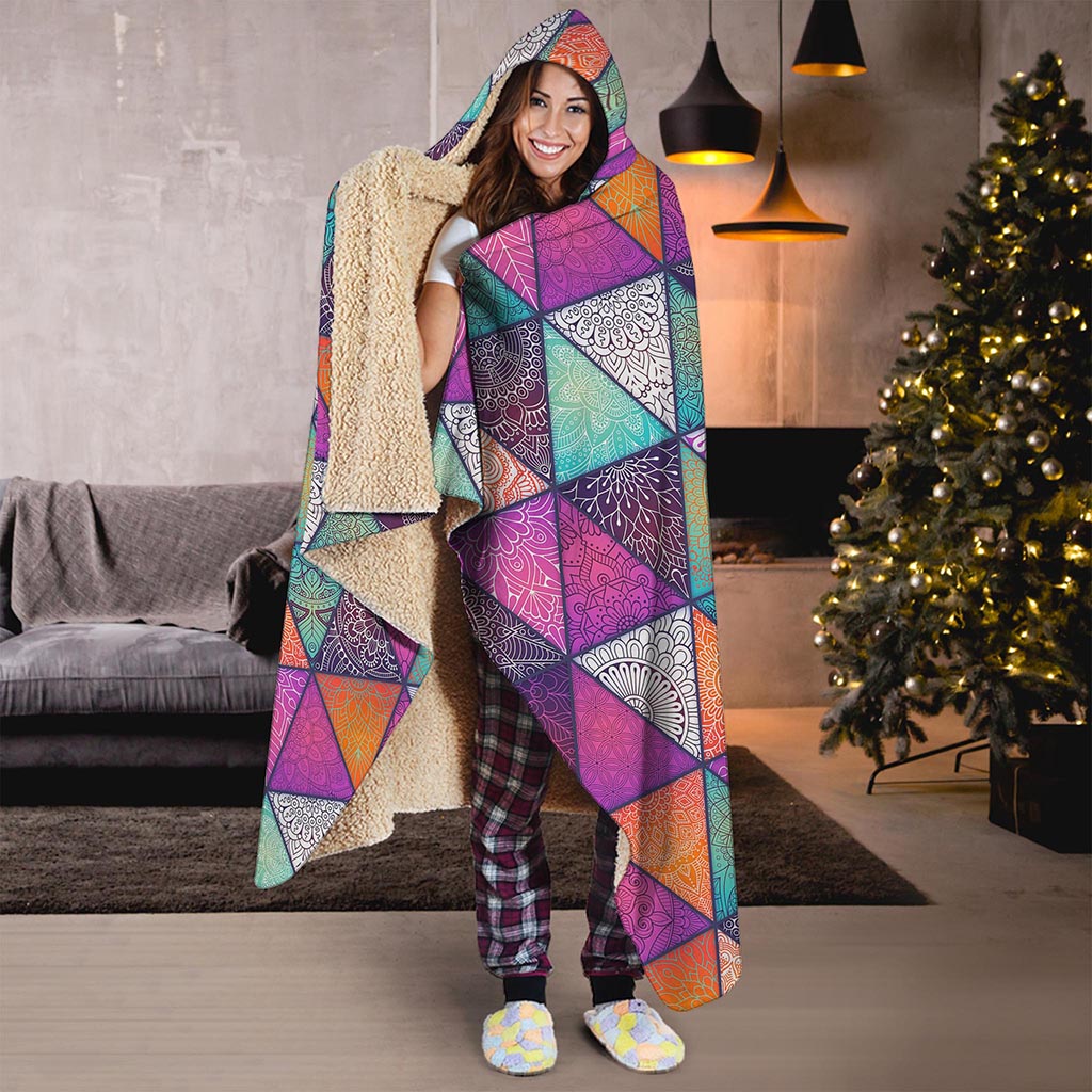 Triangle Bohemian Mandala Pattern Print Hooded Blanket
