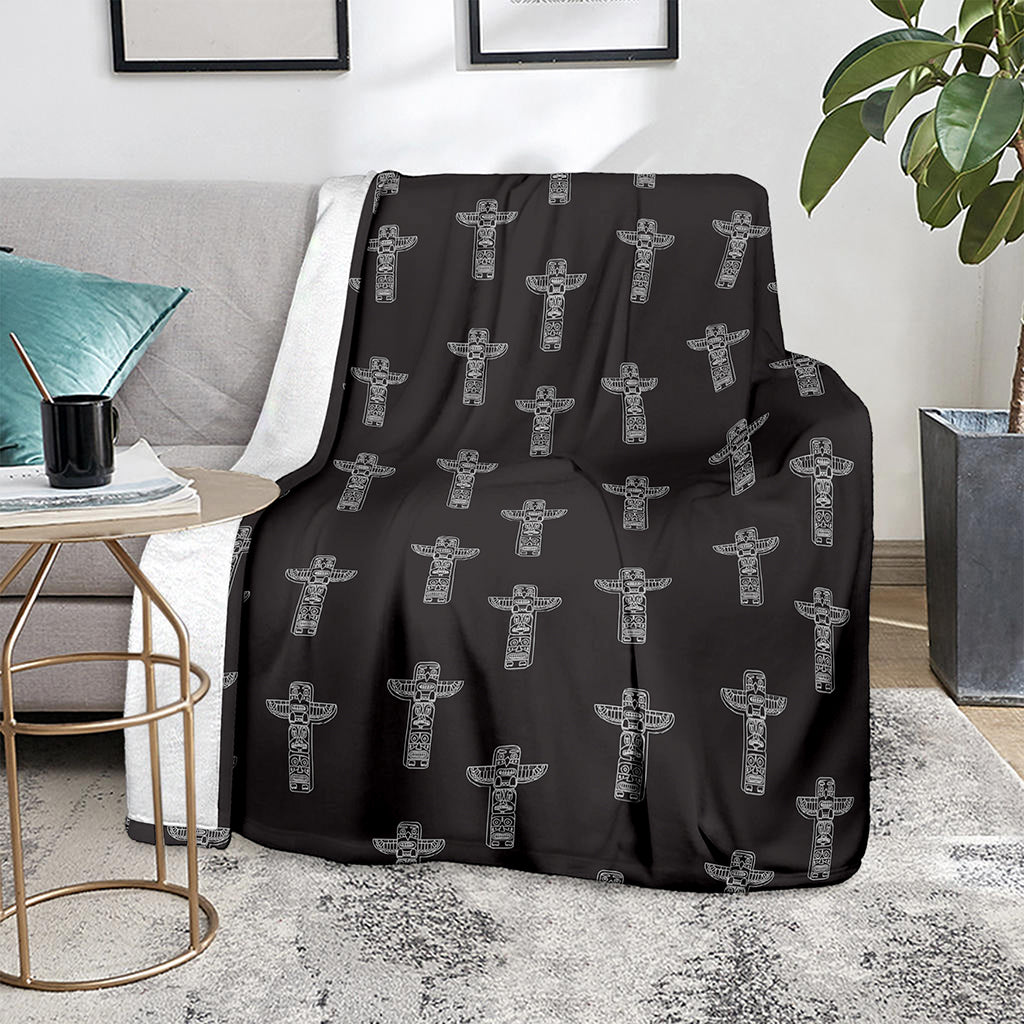 Tribal Totem Pattern Print Blanket